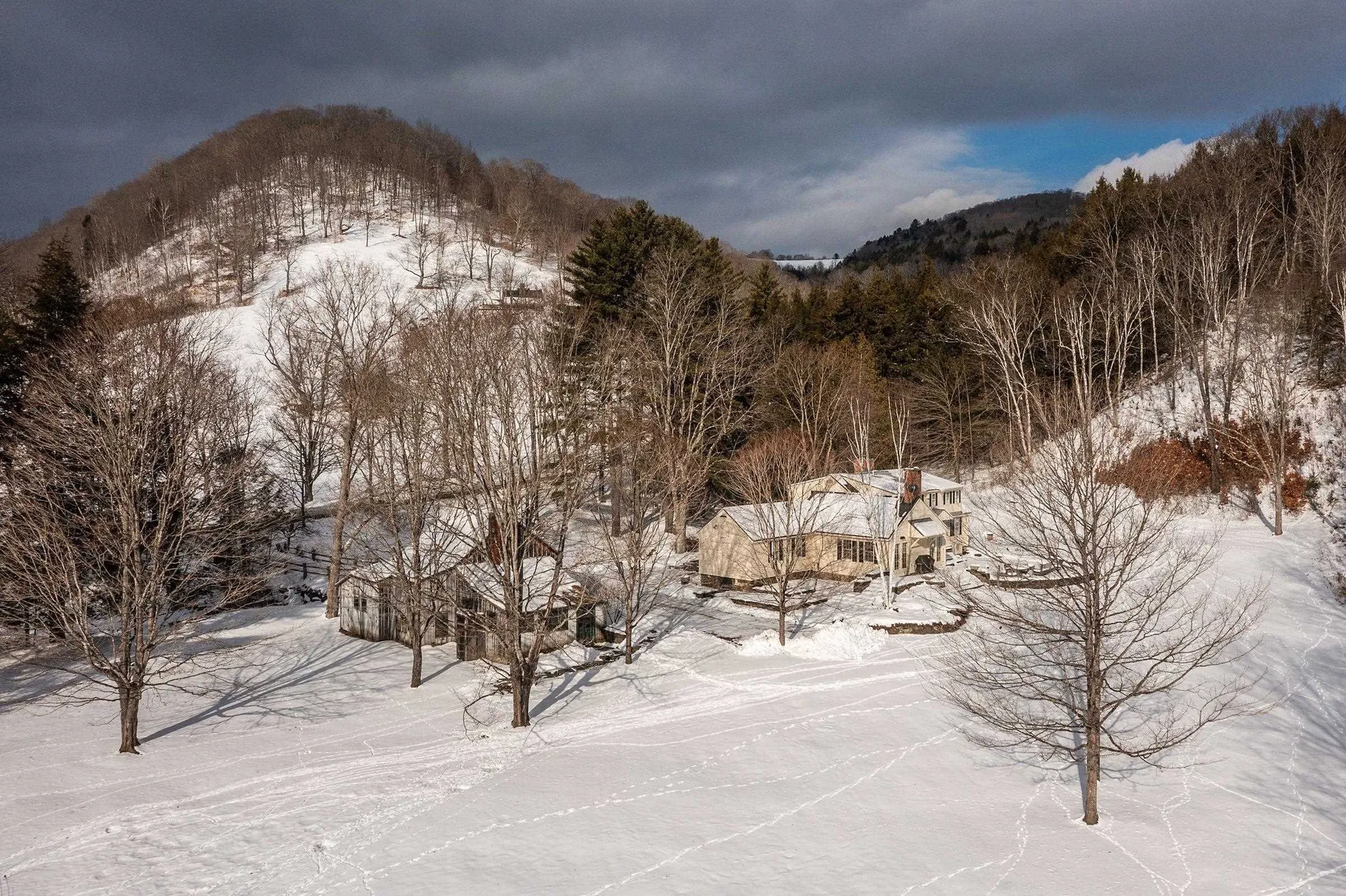 74 Barber Hill Road Pomfret VT 05067