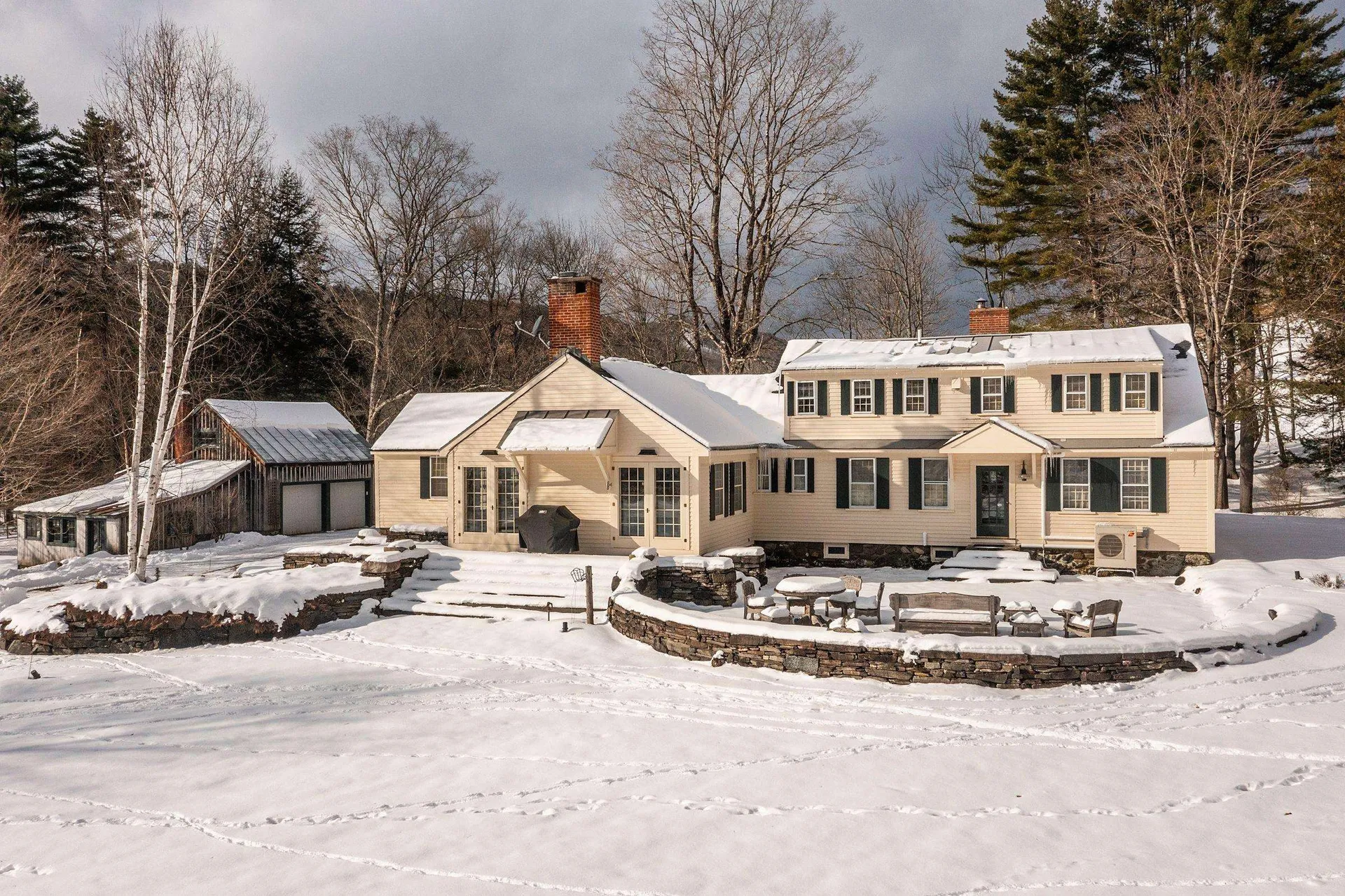 74 Barber Hill Road Pomfret VT 05067