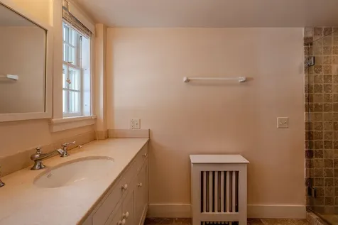 74 Barber Hill Road Pomfret VT 05067