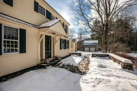 74 Barber Hill Road Pomfret VT 05067