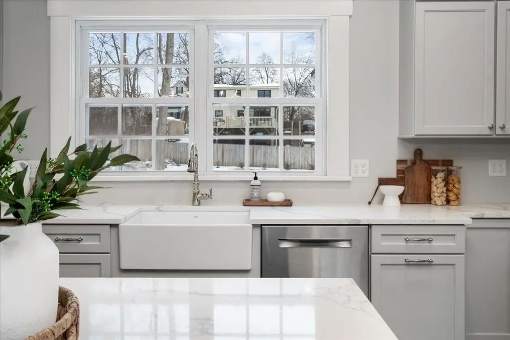 18 Souhegan Street Milford NH 03055