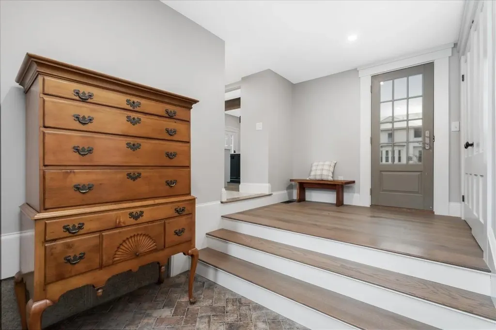 18 Souhegan Street Milford NH 03055