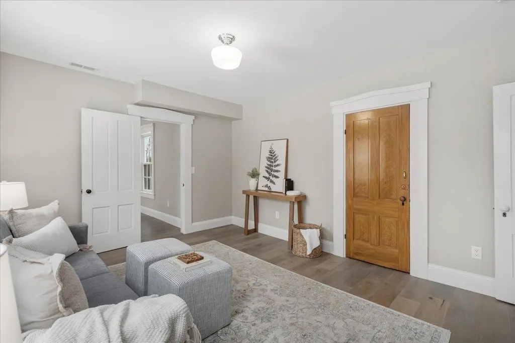 18 Souhegan Street Milford NH 03055