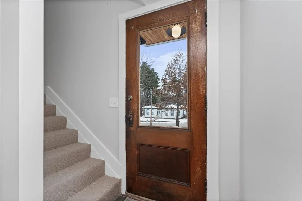 18 Souhegan Street Milford NH 03055