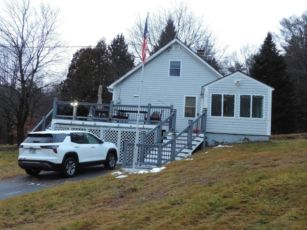 21 Heights Lane Sullivan NH 03445