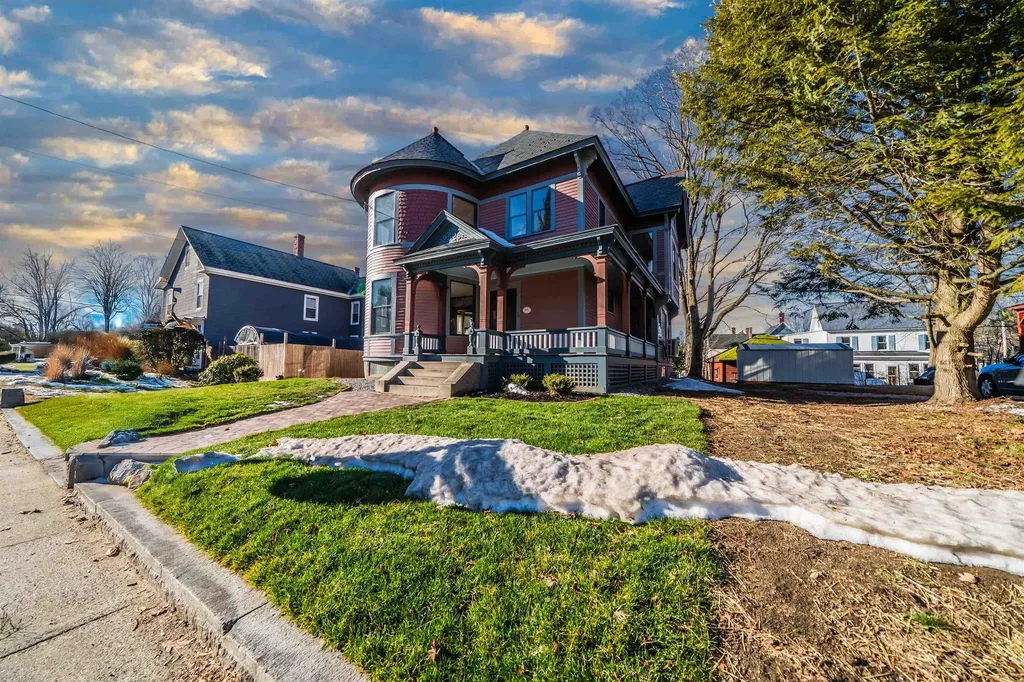 70 Concord Street Nashua NH 03064