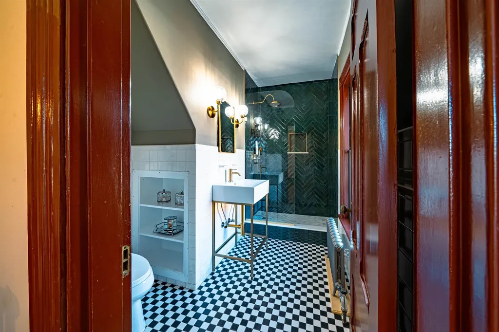 70 Concord Street Nashua NH 03064