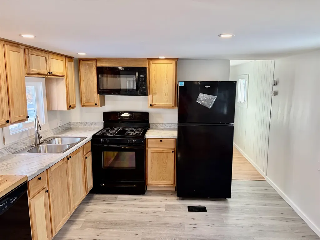 7 Skyline Drive Concord NH 03303