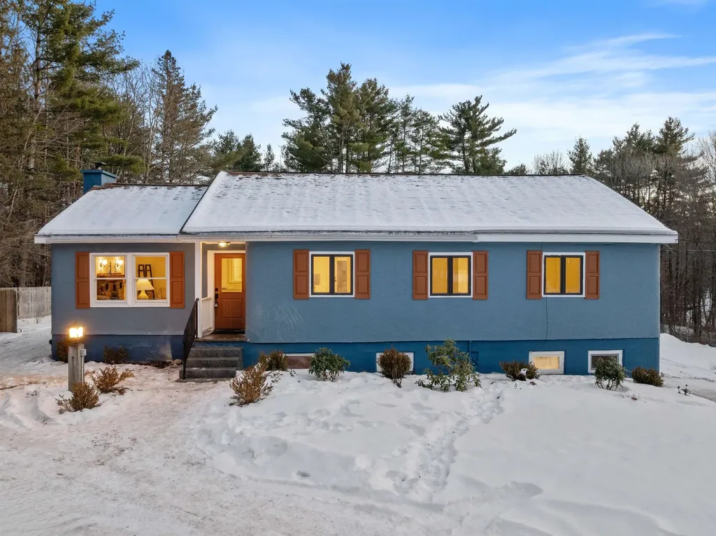 1035 Hopkinton Road Hopkinton NH 03229