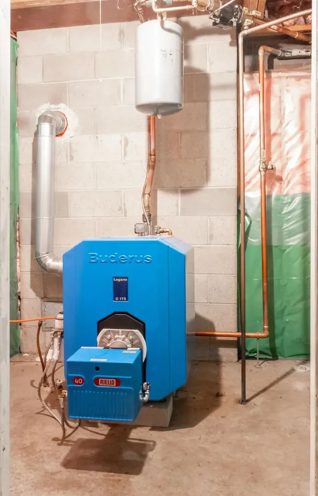 203 Winch Hill Road Langdon NH 03602