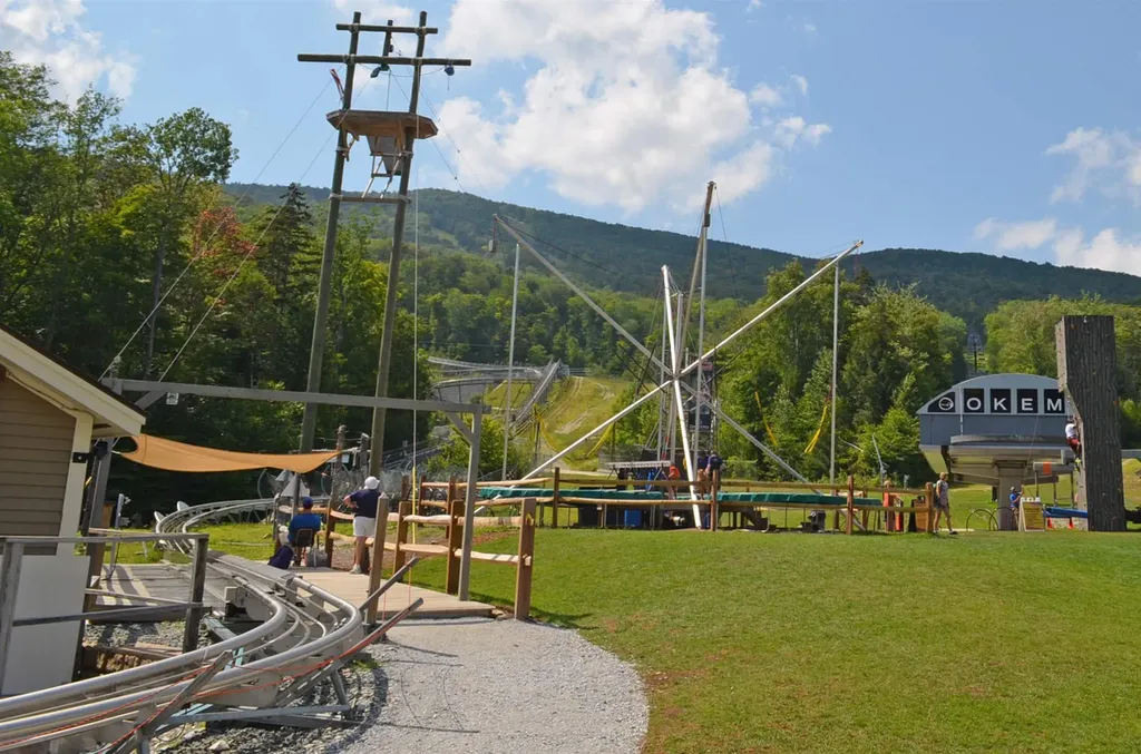 717/719 Q1-4 Jackson Gore Adams House Ludlow VT 05149