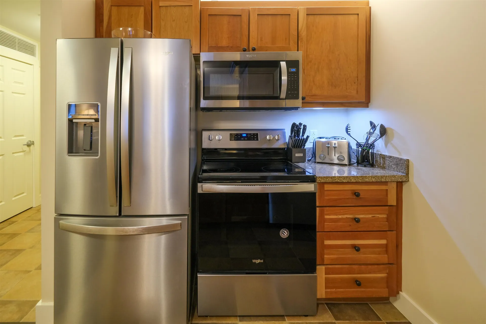 717/719 Q1-4 Jackson Gore Adams House Ludlow VT 05149