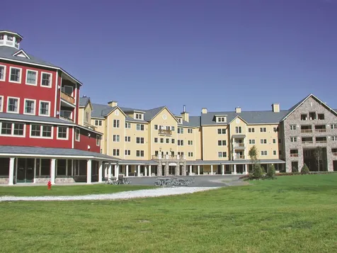 717/719 Q1-4 Jackson Gore Adams House Ludlow VT 05149