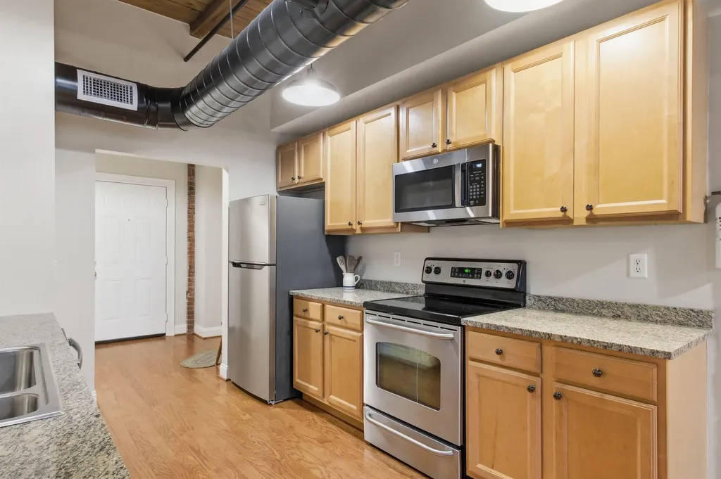 66 Landing Lane Laconia NH 03246