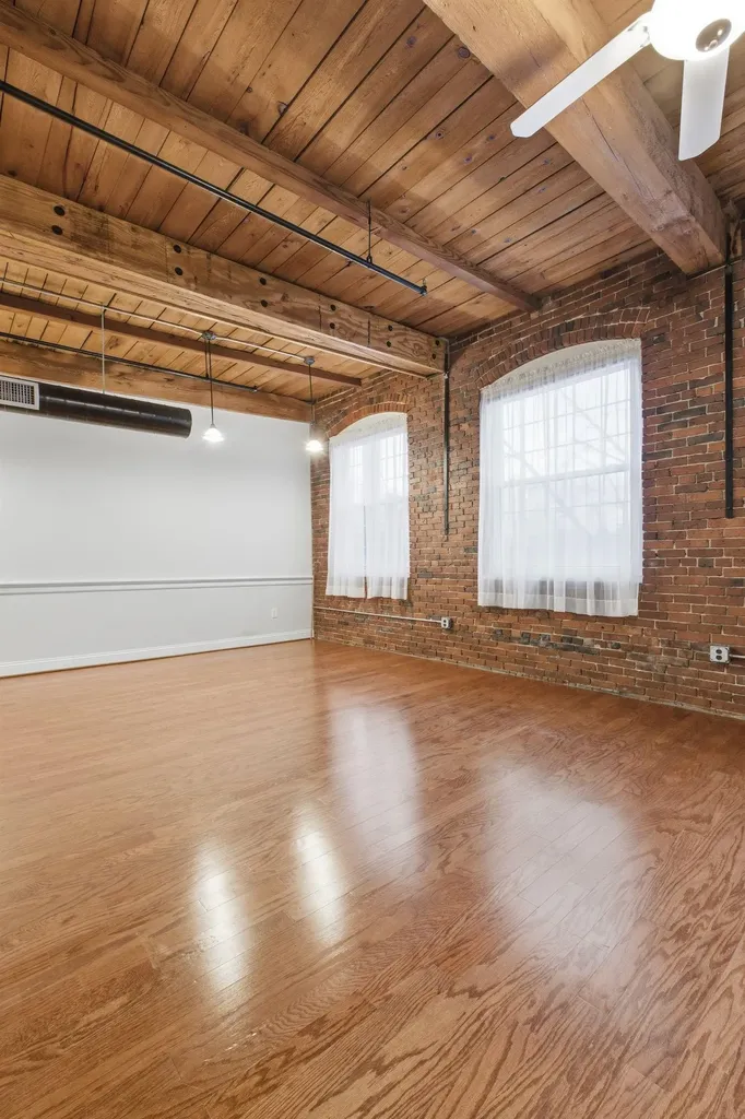 66 Landing Lane Laconia NH 03246