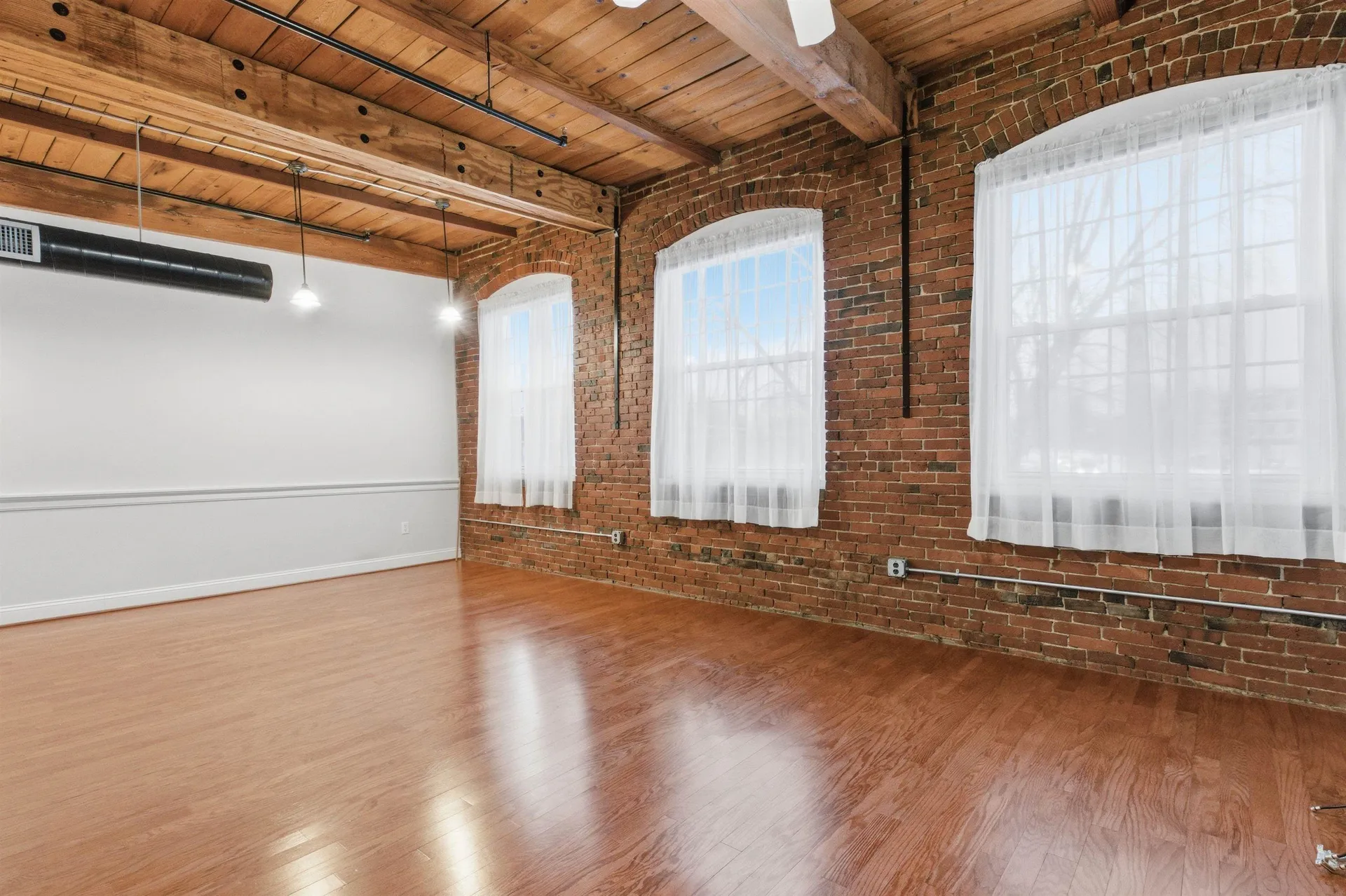 66 Landing Lane Laconia NH 03246