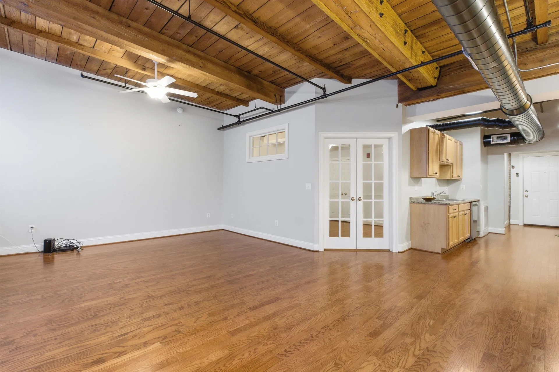 66 Landing Lane Laconia NH 03246