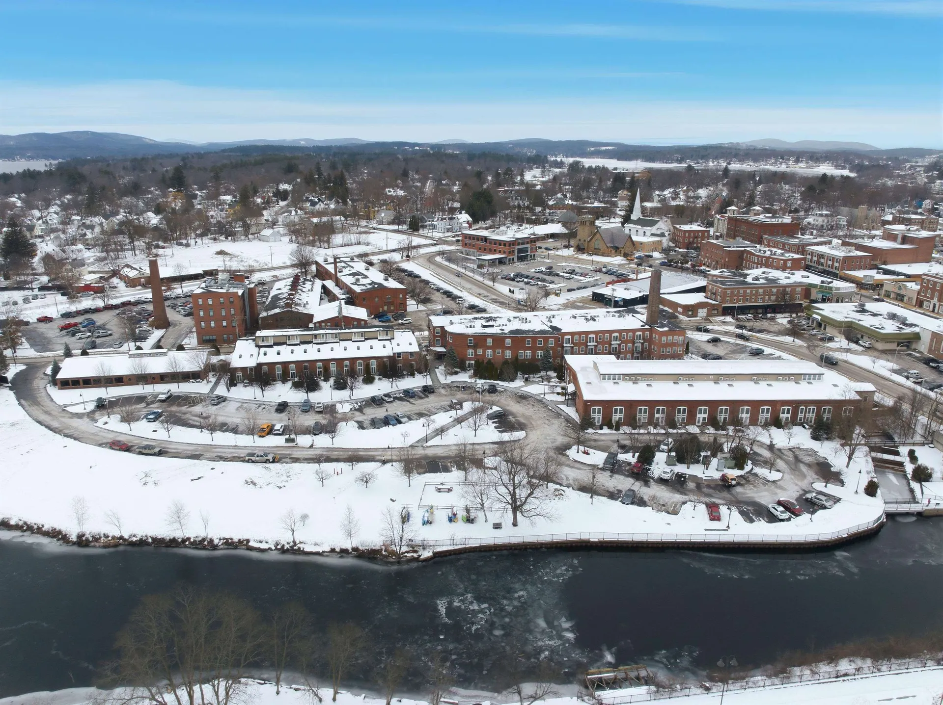 66 Landing Lane Laconia NH 03246