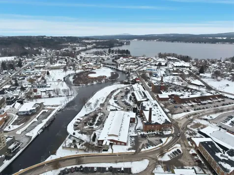 66 Landing Lane Laconia NH 03246