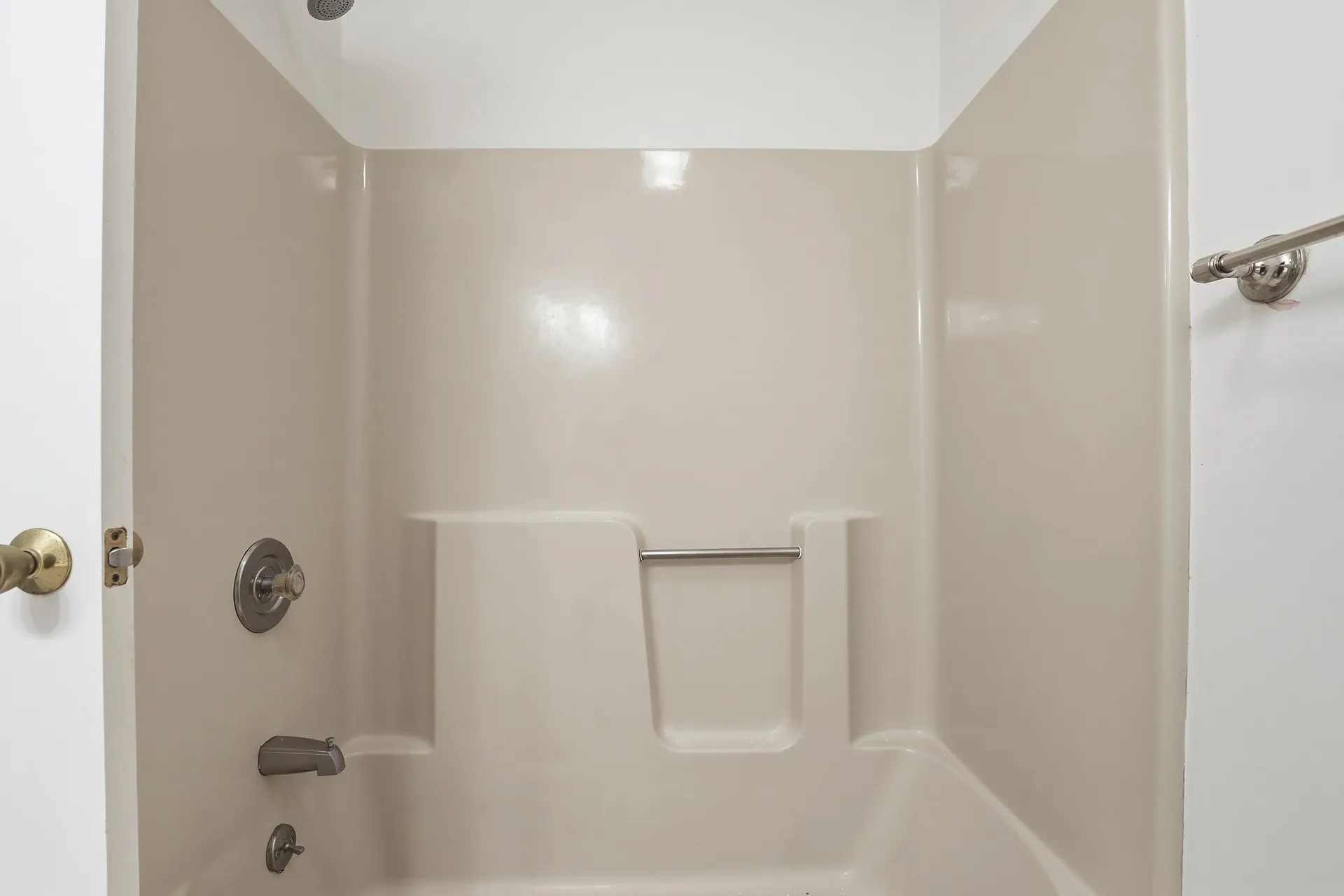 117 Fox Hollow Way Manchester NH 03104