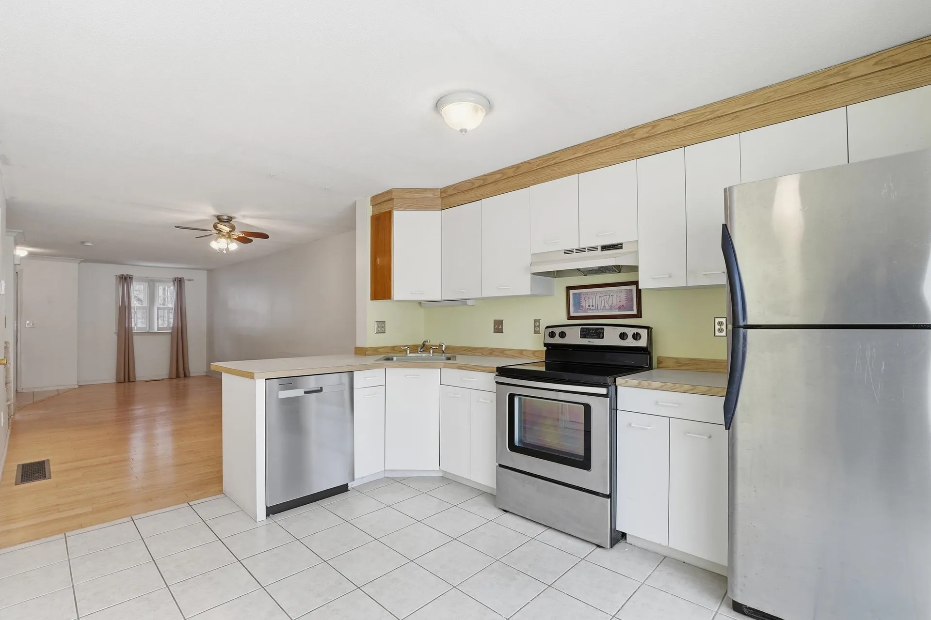 117 Fox Hollow Way Manchester NH 03104