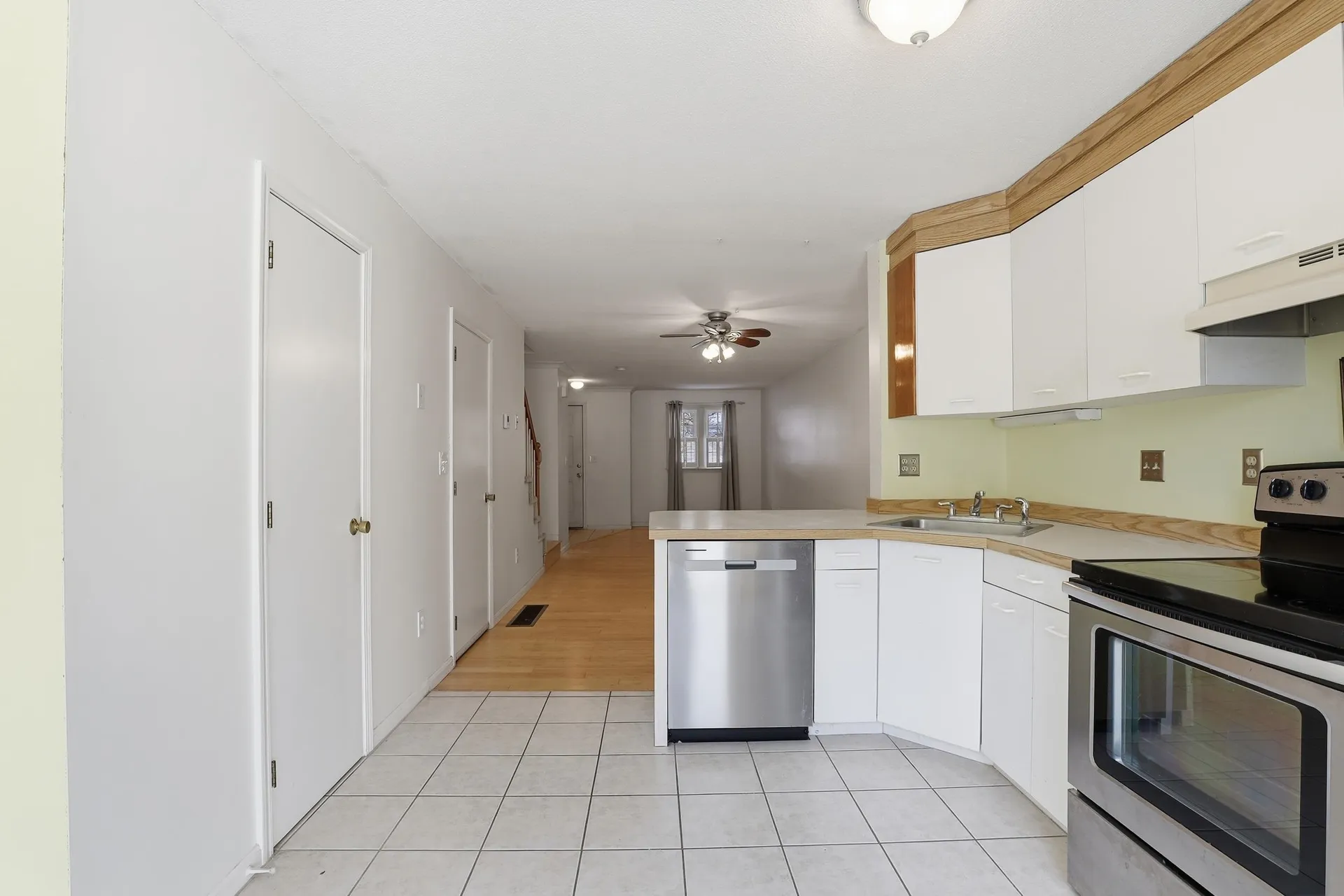 117 Fox Hollow Way Manchester NH 03104