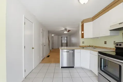 117 Fox Hollow Way Manchester NH 03104