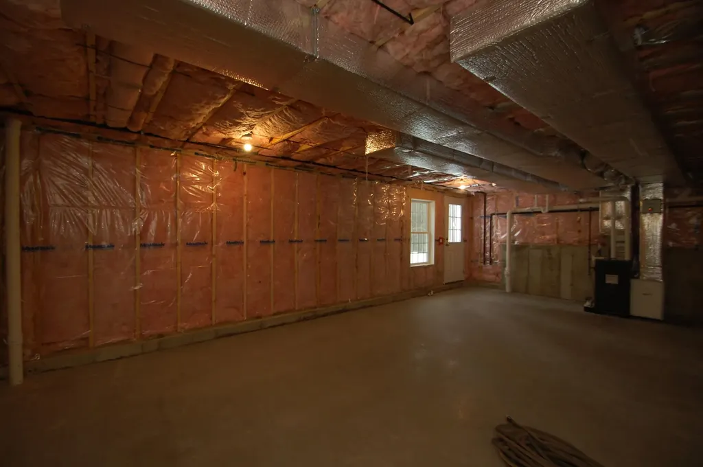 33B Griffin Road Hudson NH 03051