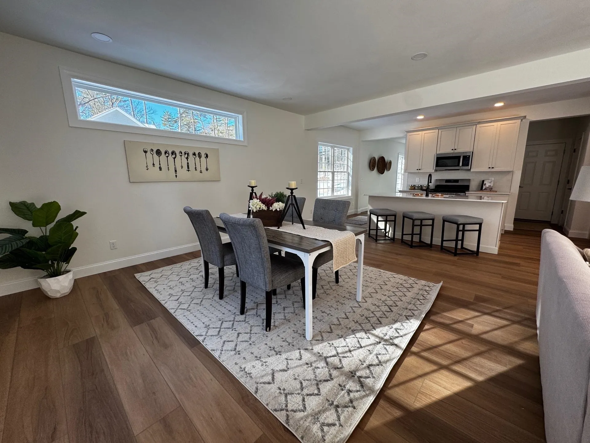 33B Griffin Road Hudson NH 03051