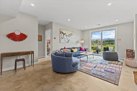 47 Salvas Lane Stowe VT 05672