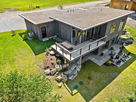 47 Salvas Lane Stowe VT 05672