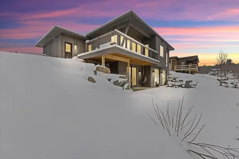 47 Salvas Lane Stowe VT 05672