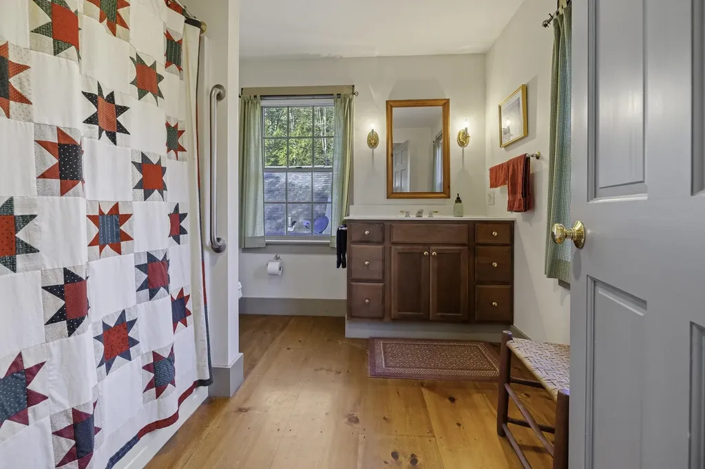 307 Remick Road Hartford VT 05001