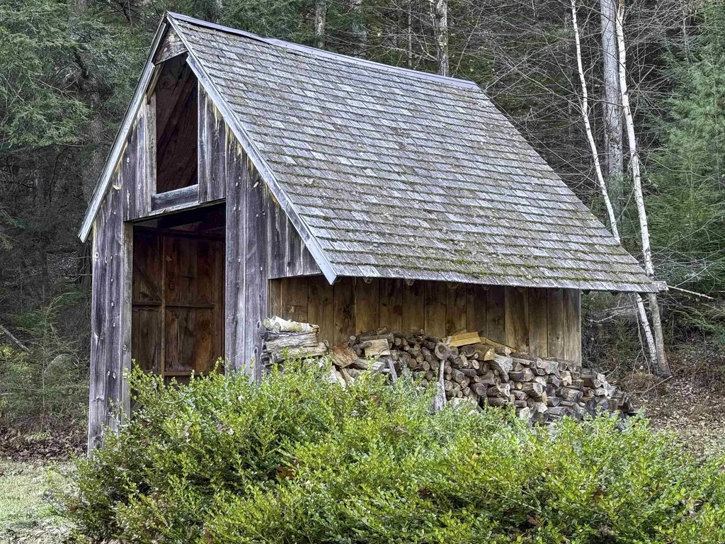 307 Remick Road Hartford VT 05001