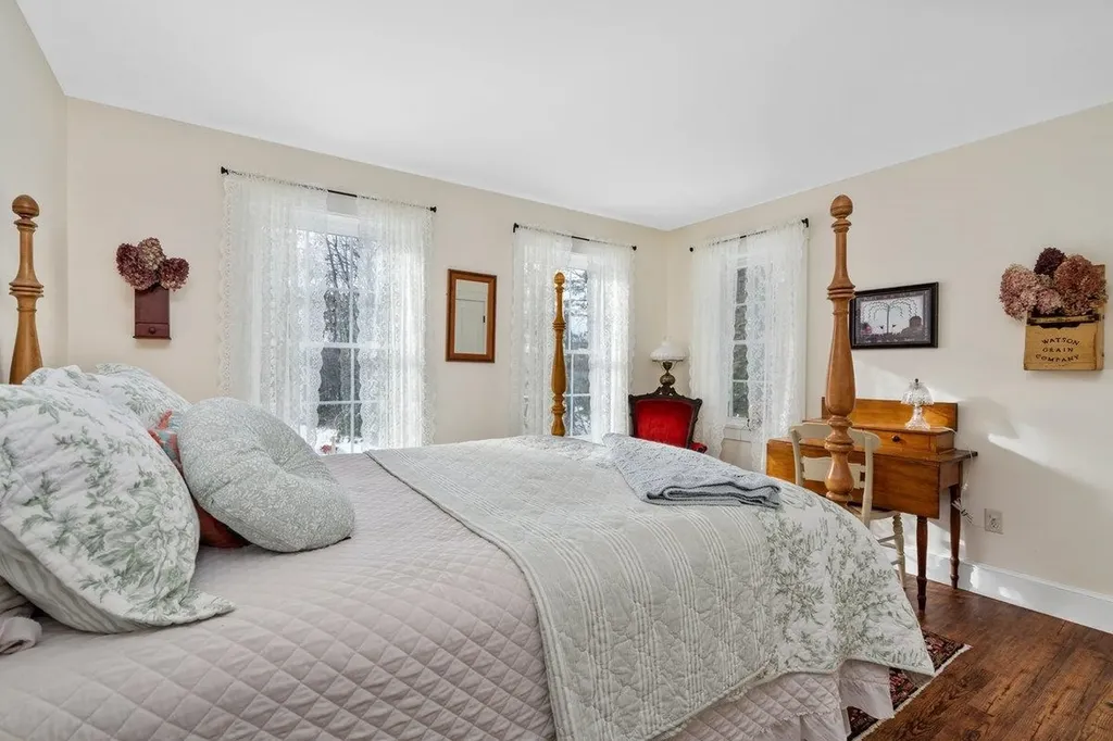 178 Meredith Center Road Meredith NH 03253