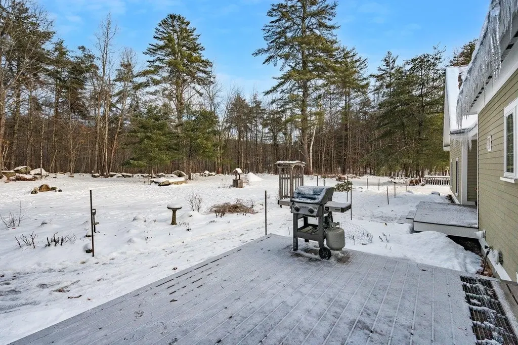 178 Meredith Center Road Meredith NH 03253