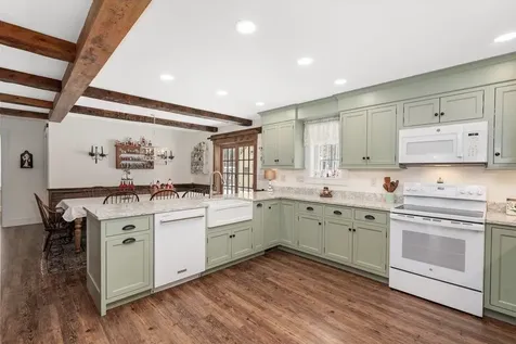 178 Meredith Center Road Meredith NH 03253