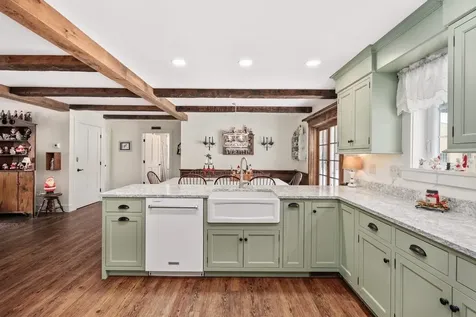 178 Meredith Center Road Meredith NH 03253