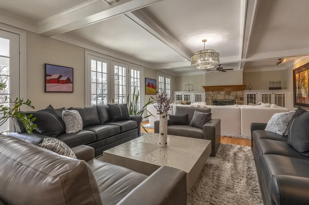 384 Riverbend Drive Manchester VT 05254