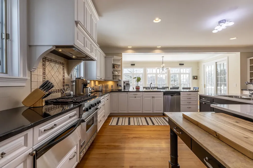 384 Riverbend Drive Manchester VT 05254