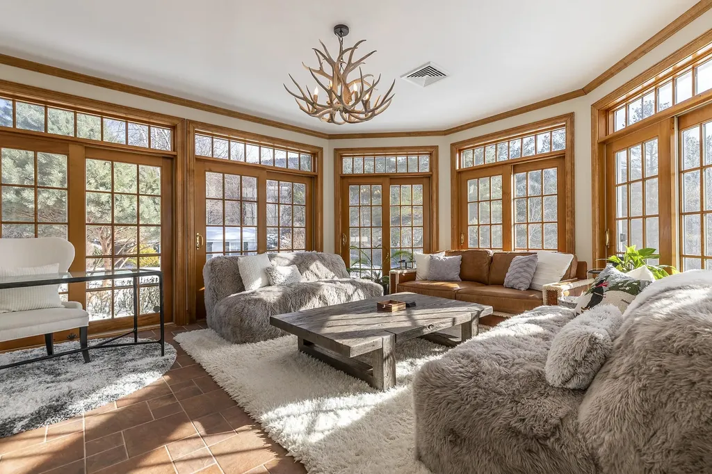 384 Riverbend Drive Manchester VT 05254