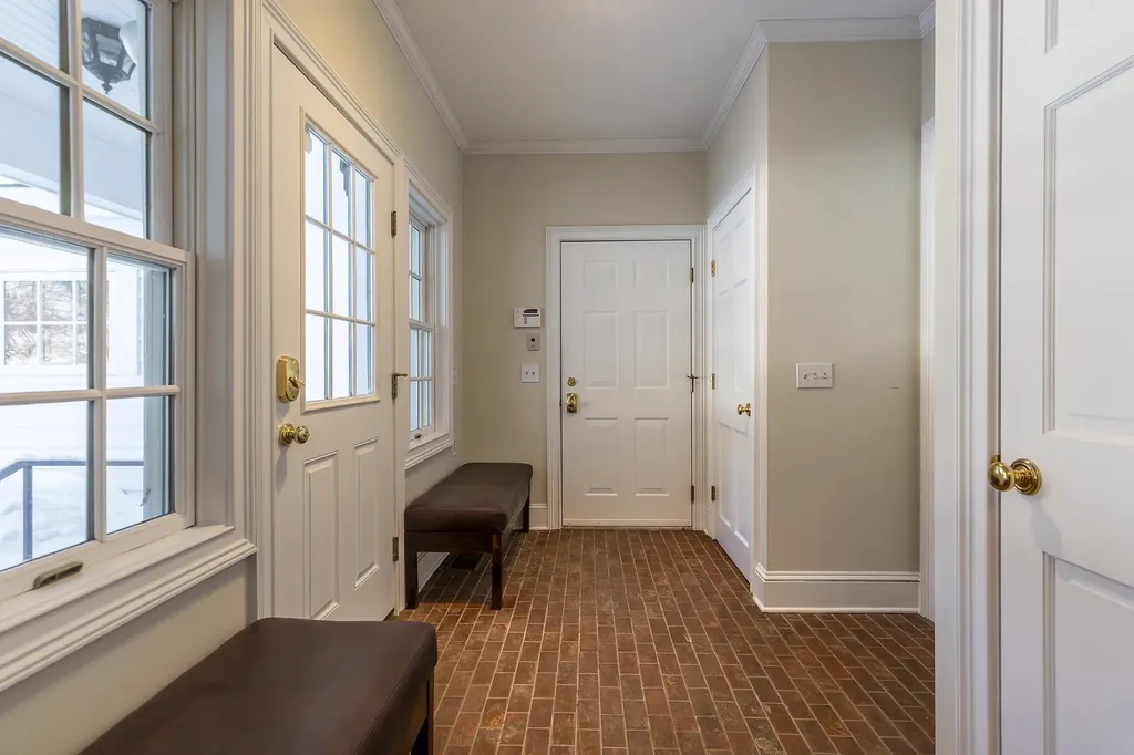 384 Riverbend Drive Manchester VT 05254