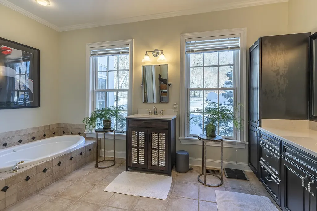 384 Riverbend Drive Manchester VT 05254