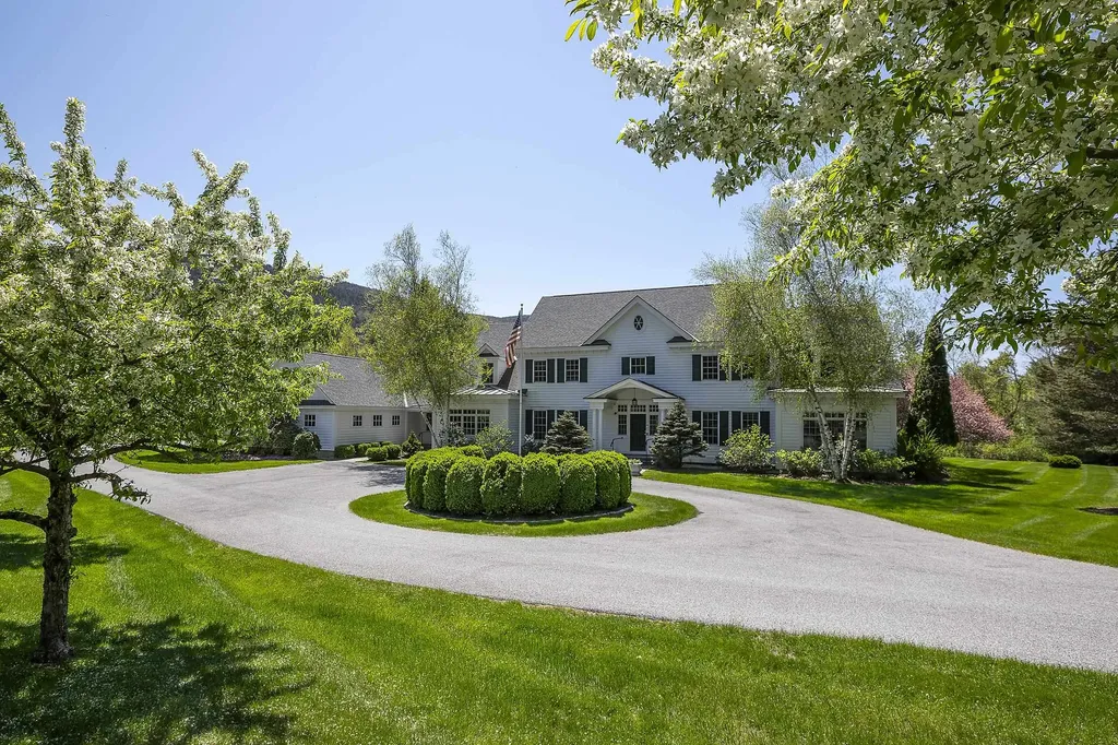 384 Riverbend Drive Manchester VT 05254