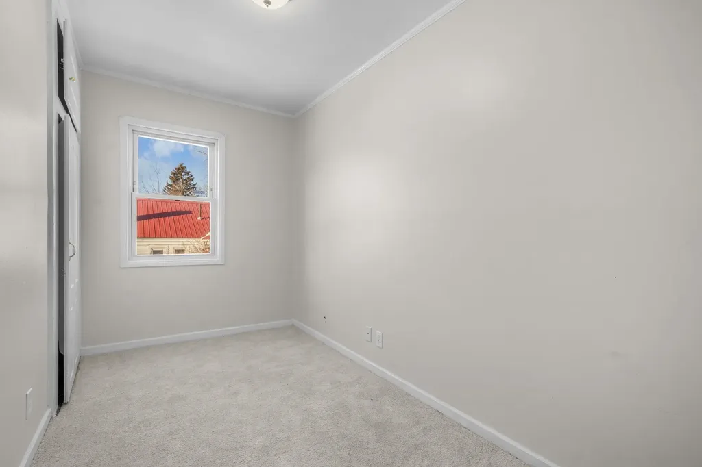 197 Melrose Street Manchester NH 03109