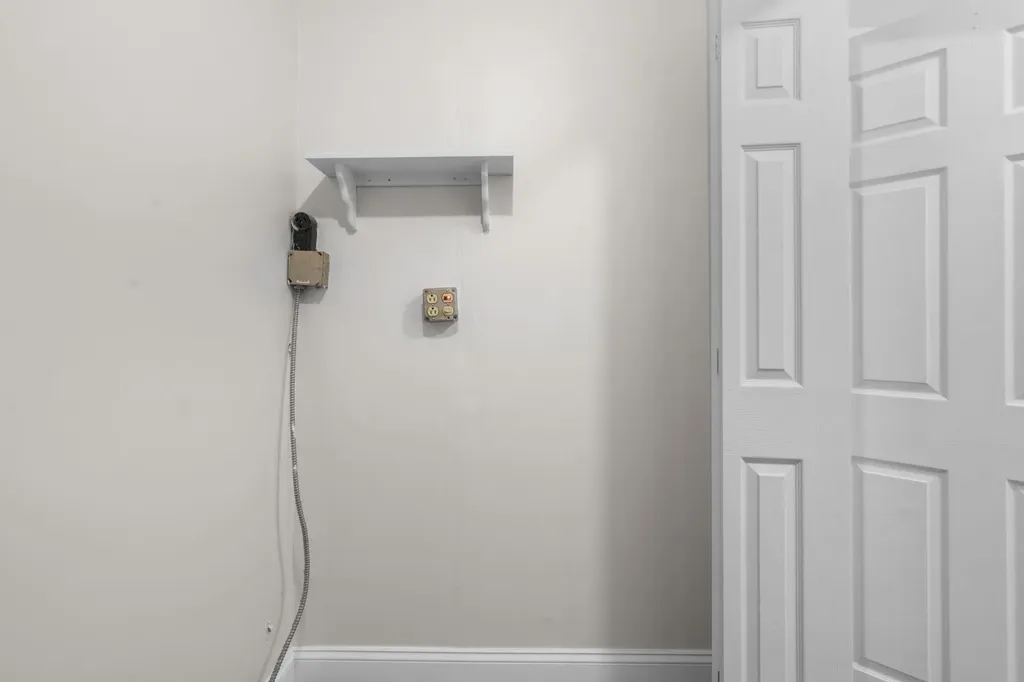 197 Melrose Street Manchester NH 03109