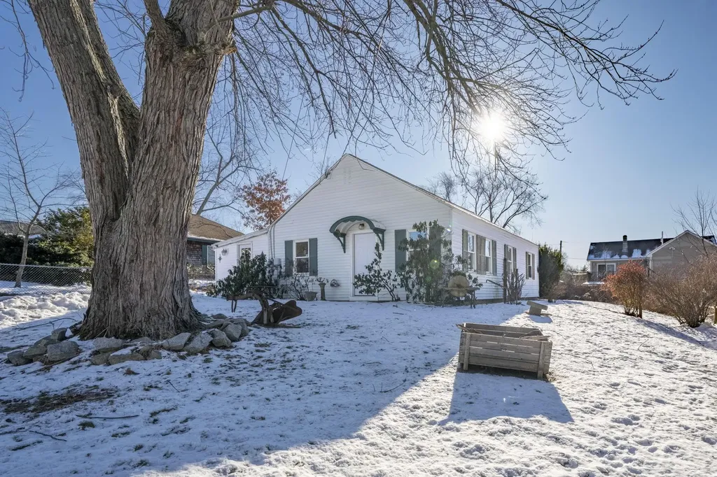 197 Melrose Street Manchester NH 03109