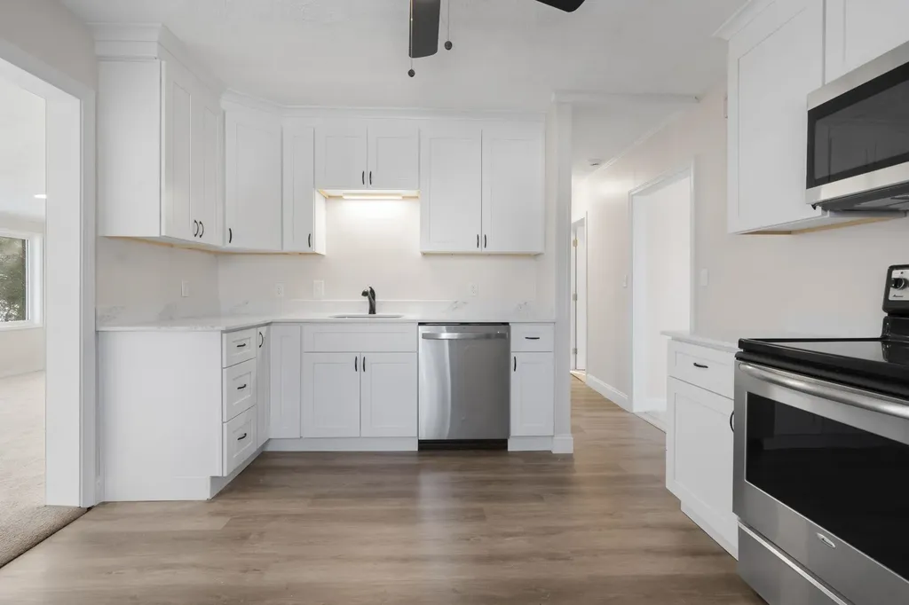 197 Melrose Street Manchester NH 03109