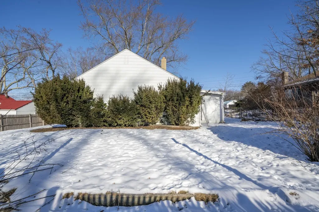 197 Melrose Street Manchester NH 03109