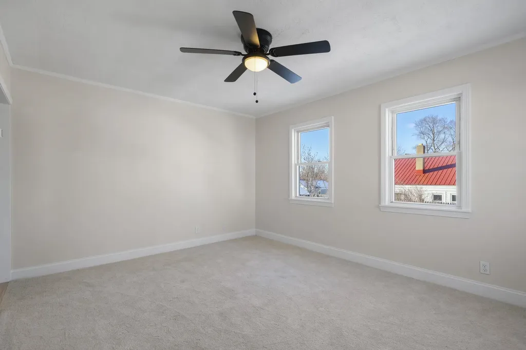 197 Melrose Street Manchester NH 03109